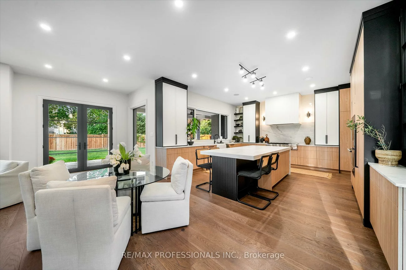 583, Weir, 1020 - WO West, Oakville