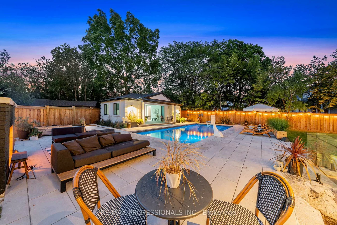 583, Weir, 1020 - WO West, Oakville