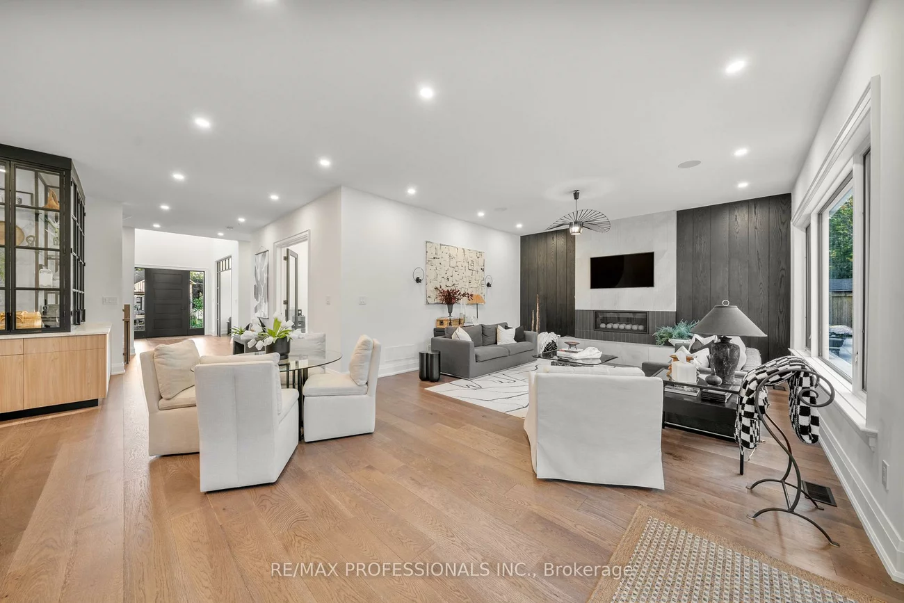 583, Weir, 1020 - WO West, Oakville