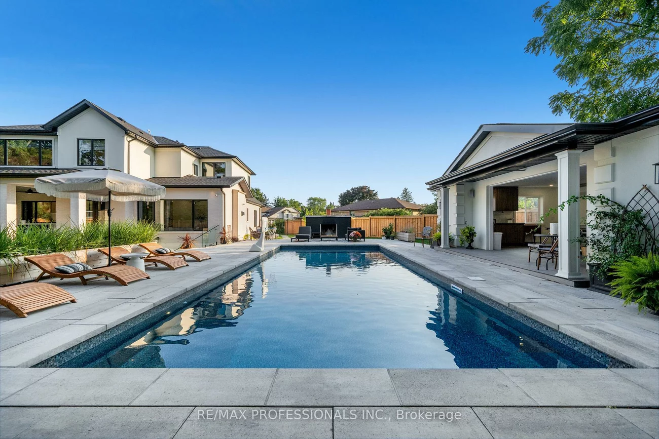 583, Weir, 1020 - WO West, Oakville