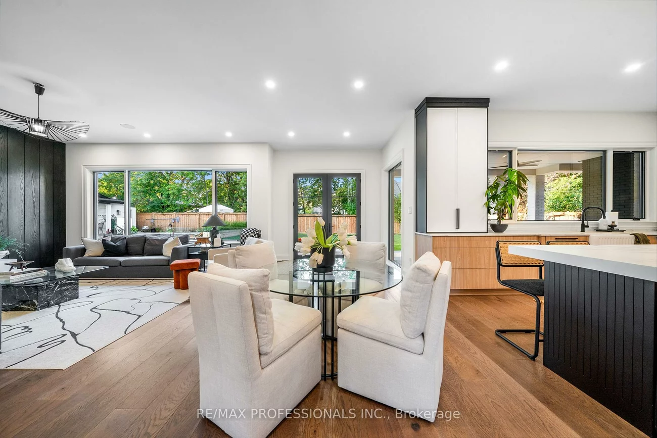 583, Weir, 1020 - WO West, Oakville