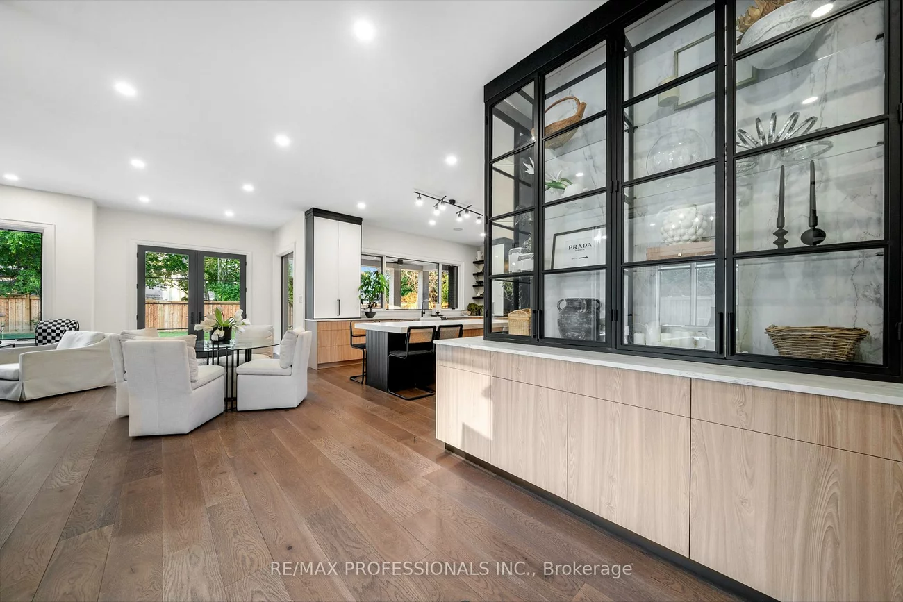583, Weir, 1020 - WO West, Oakville