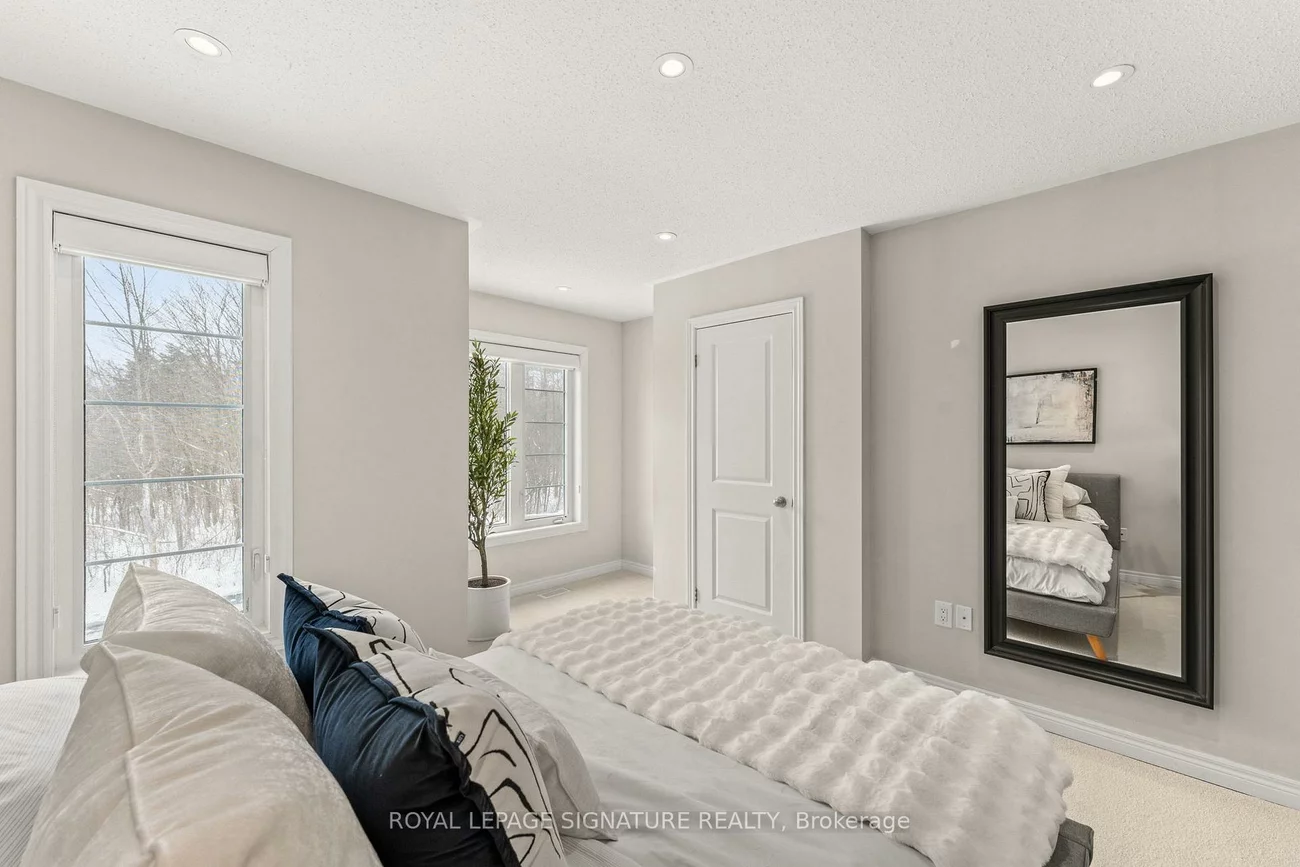 3453, Fourth, 1040 - OA Rural Oakville, Oakville