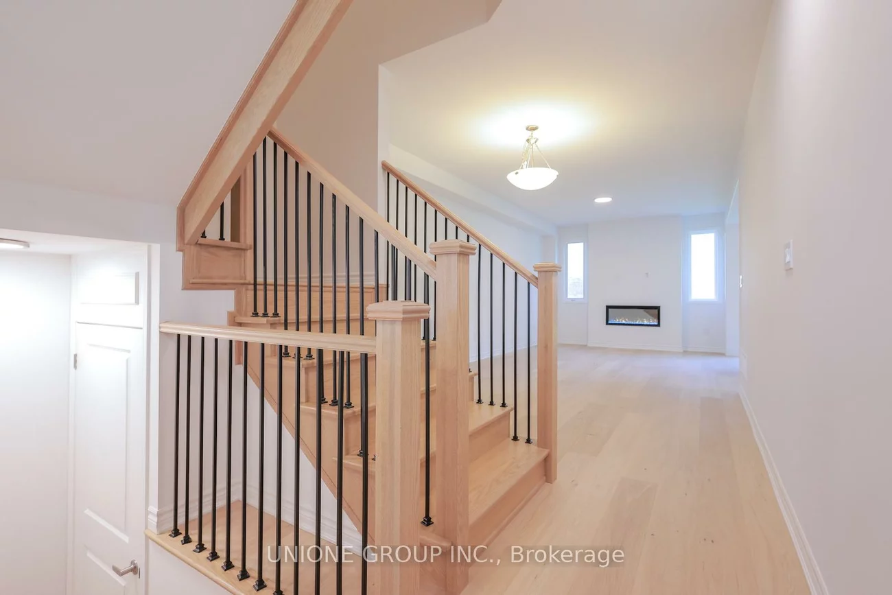 3169, Meadowridge, 1010 - JM Joshua Meadows, Oakville