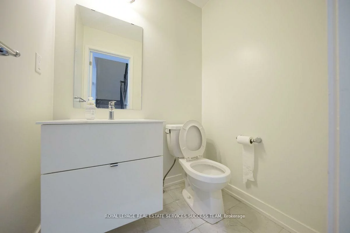 3074, Ernest Appelbe, 1008 - GO Glenorchy, Oakville