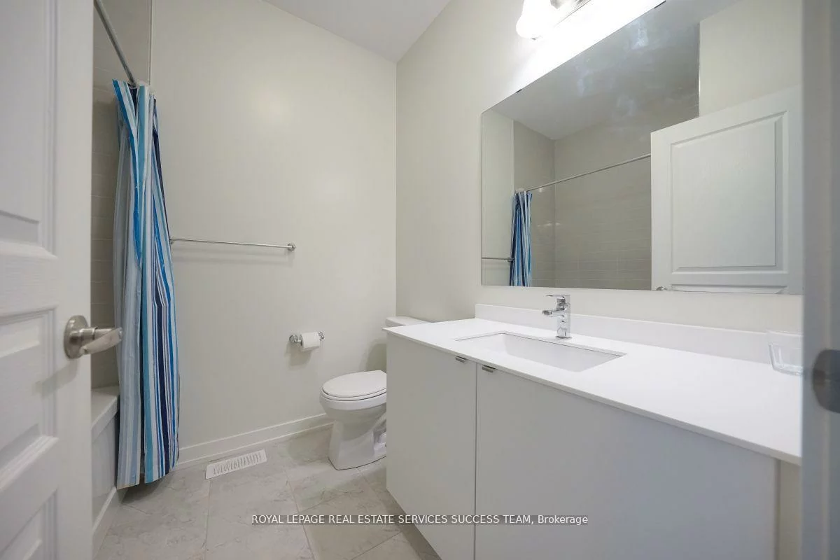 3074, Ernest Appelbe, 1008 - GO Glenorchy, Oakville