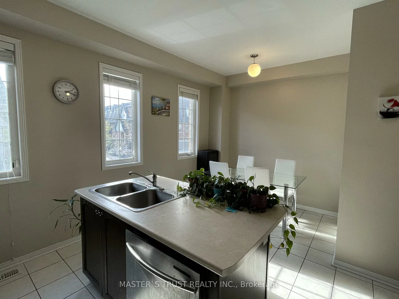 2171, Fiddlers, 1019 - WM Westmount, Oakville