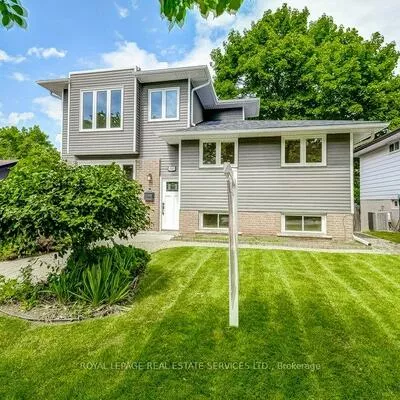 1217, Oxford, 1003 - CP College Park, Oakville