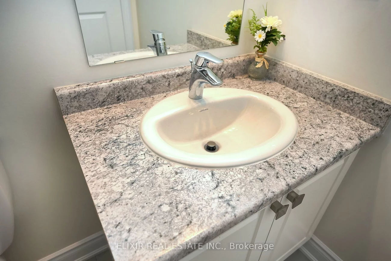 46, Mevira, 1008 - GO Glenorchy, Oakville