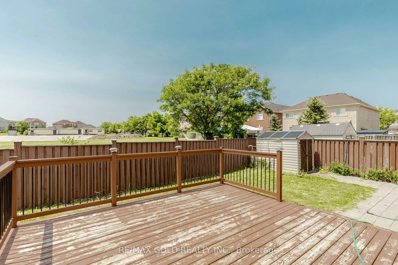 1250, Anthonia, 1010 - JM Joshua Meadows, Oakville