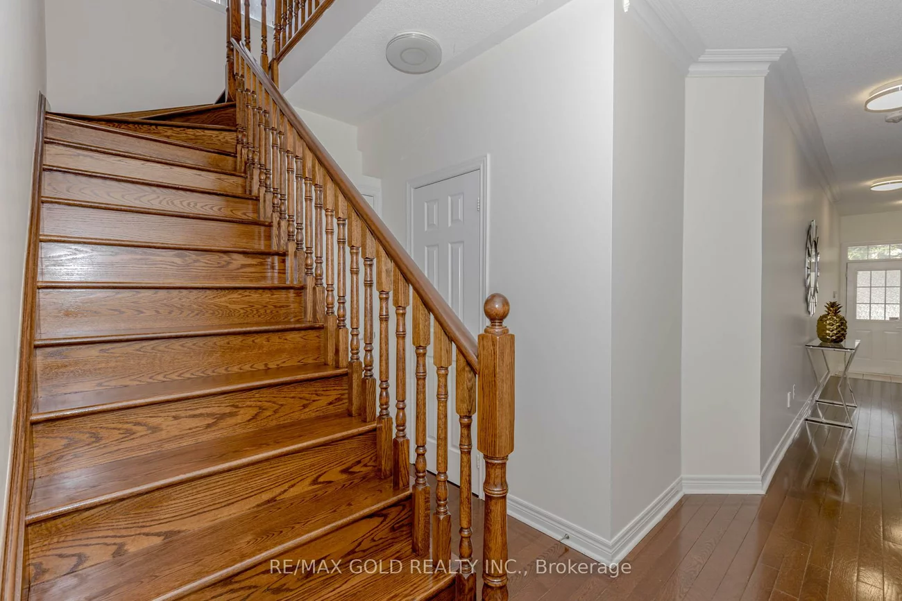 1250, Anthonia, 1010 - JM Joshua Meadows, Oakville