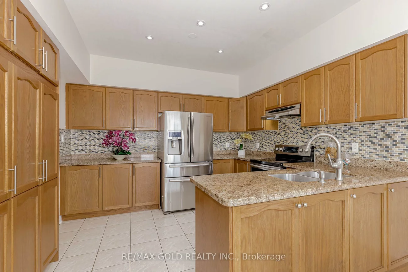 1250, Anthonia, 1010 - JM Joshua Meadows, Oakville