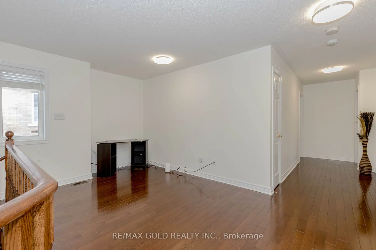 1250, Anthonia, 1010 - JM Joshua Meadows, Oakville