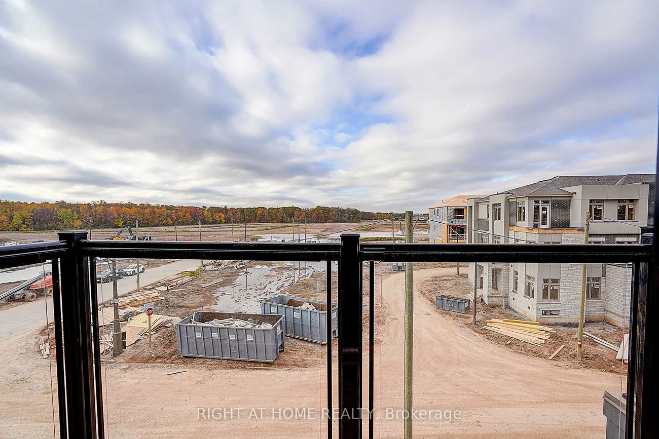 3295, Taha Gardens, 1008 - GO Glenorchy, Oakville