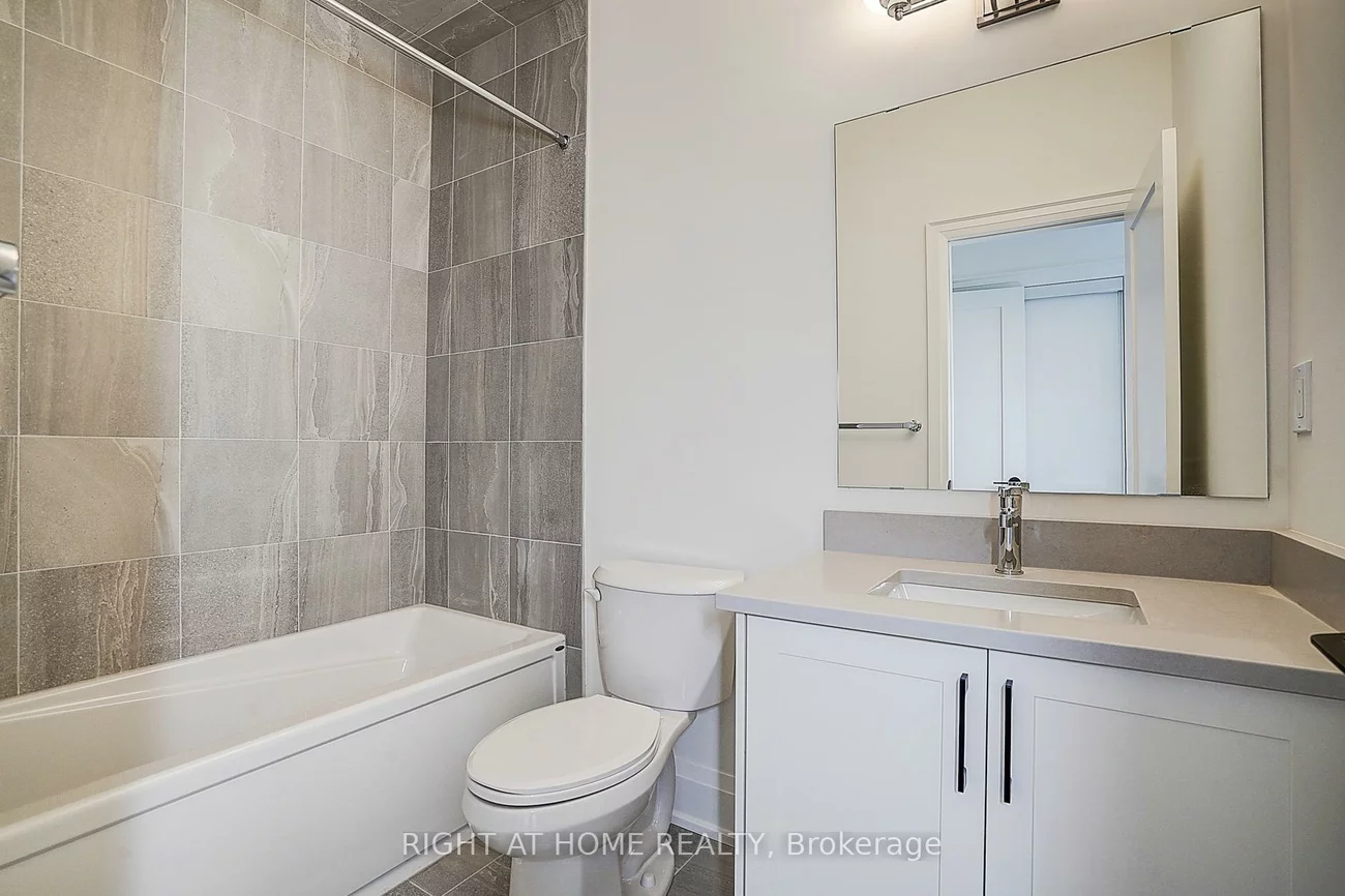 3295, Taha Gardens, 1008 - GO Glenorchy, Oakville