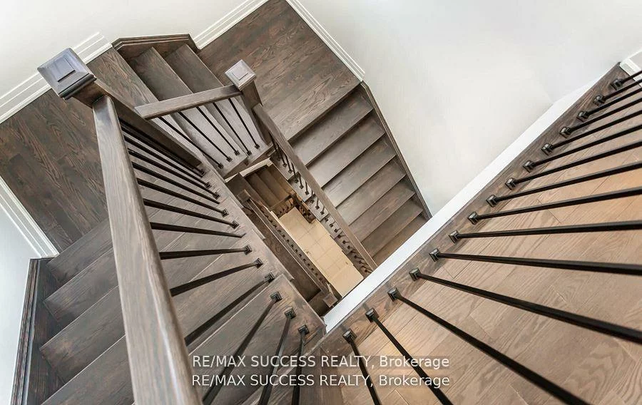 3130, Travertine, 1012 - NW Northwest, Oakville