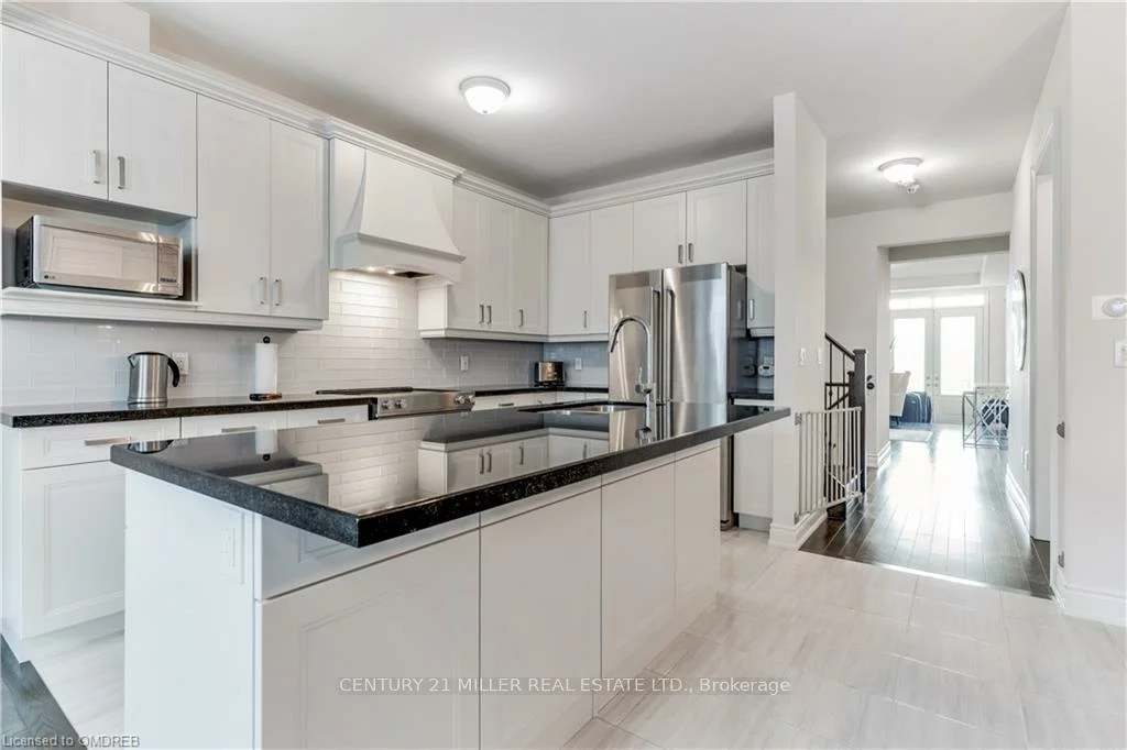 3136, Post, 1008 - GO Glenorchy, Oakville