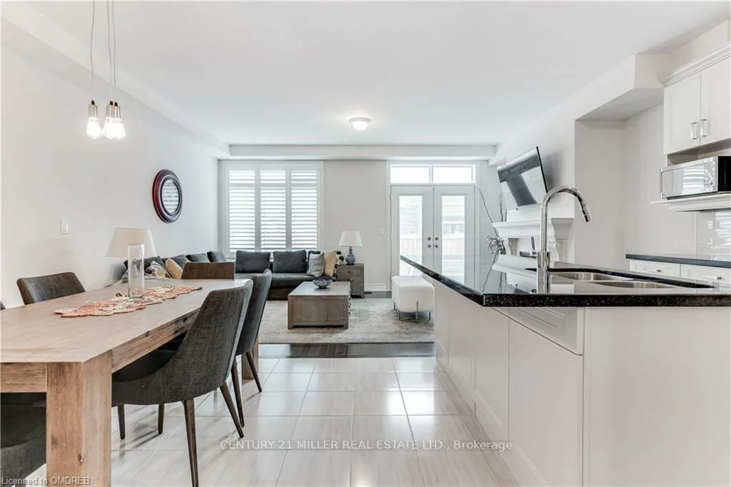 3136, Post, 1008 - GO Glenorchy, Oakville