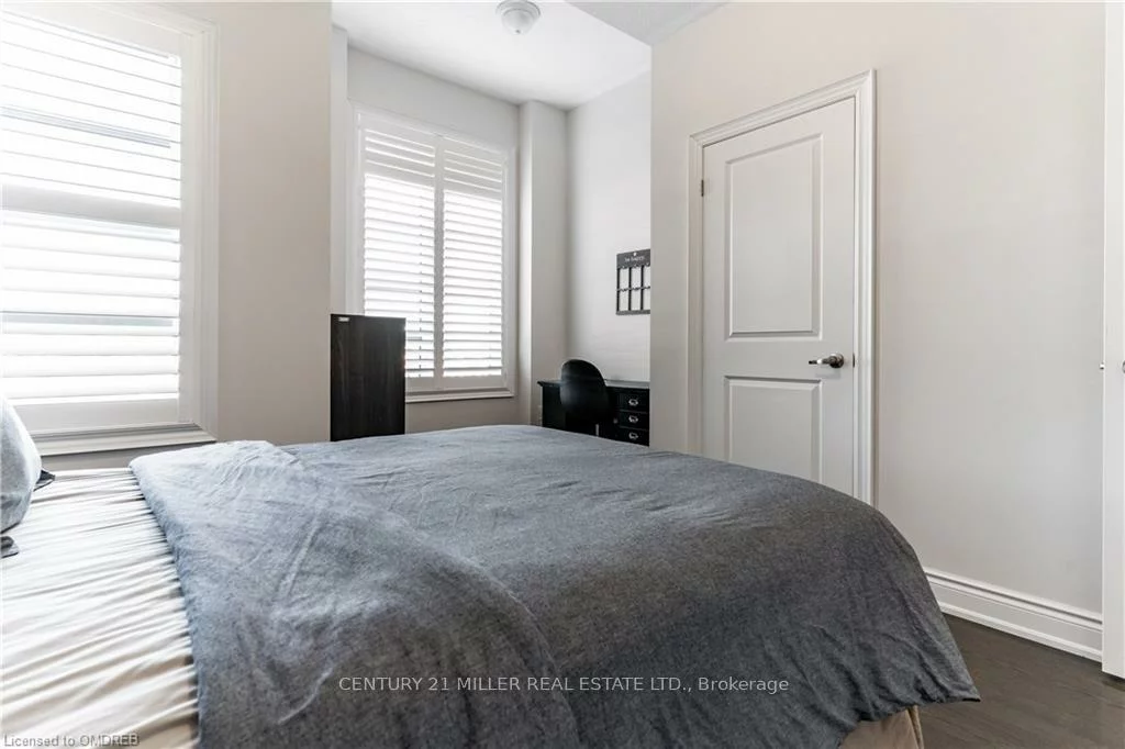 3136, Post, 1008 - GO Glenorchy, Oakville