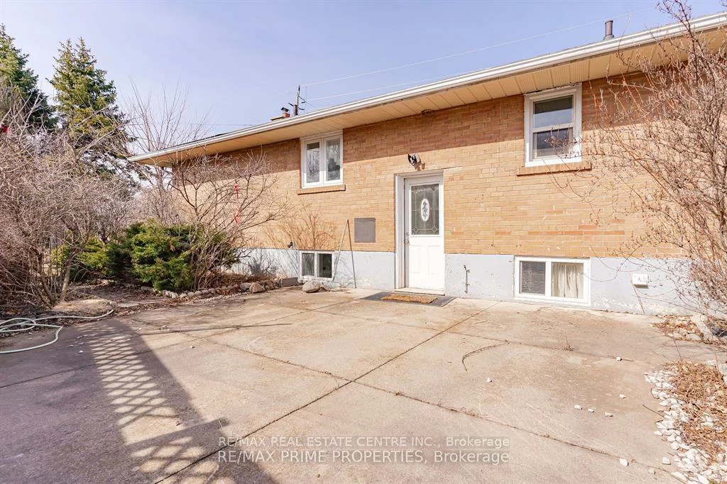 492, Pinegrove, 1020 - WO West, Oakville