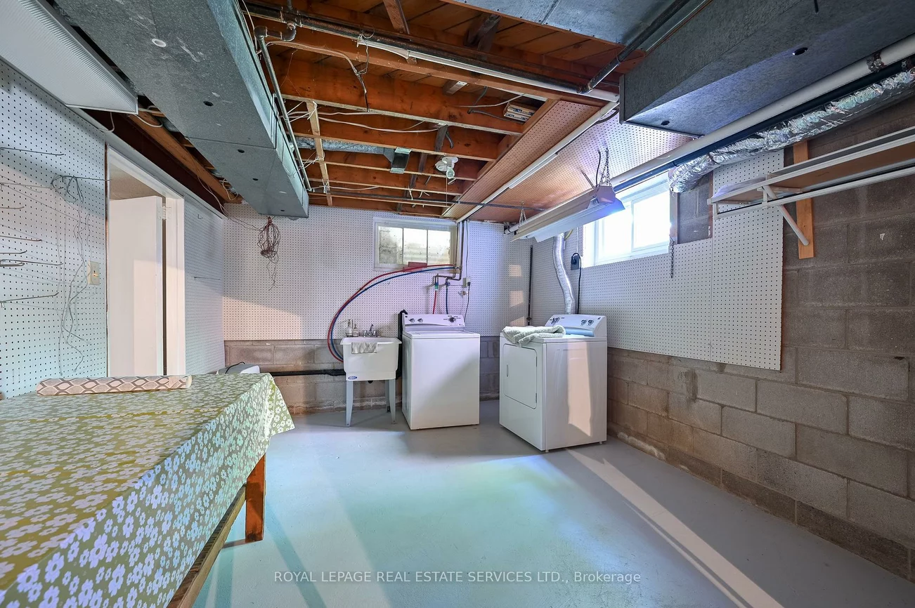 2471, Meadowood, 1001 - BR Bronte, Oakville