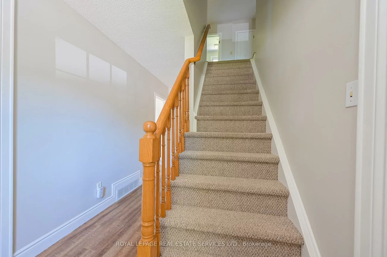 2471, Meadowood, 1001 - BR Bronte, Oakville