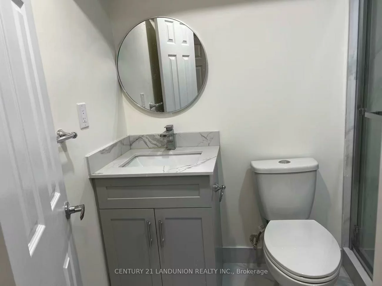 2238, Gladacres, 1019 - WM Westmount, Oakville