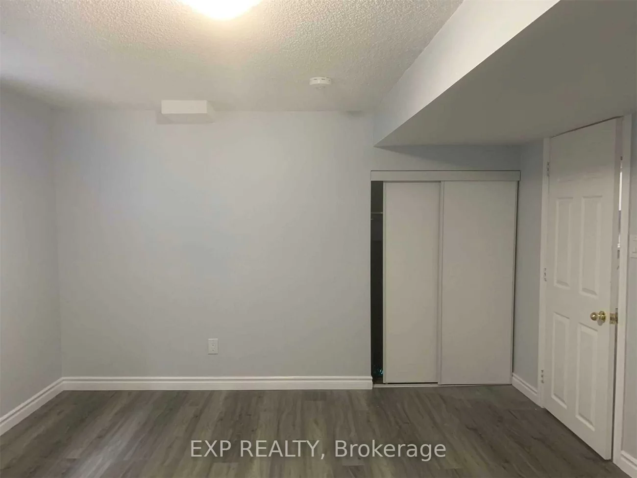 2054, Kingsridge, 1019 - WM Westmount, Oakville