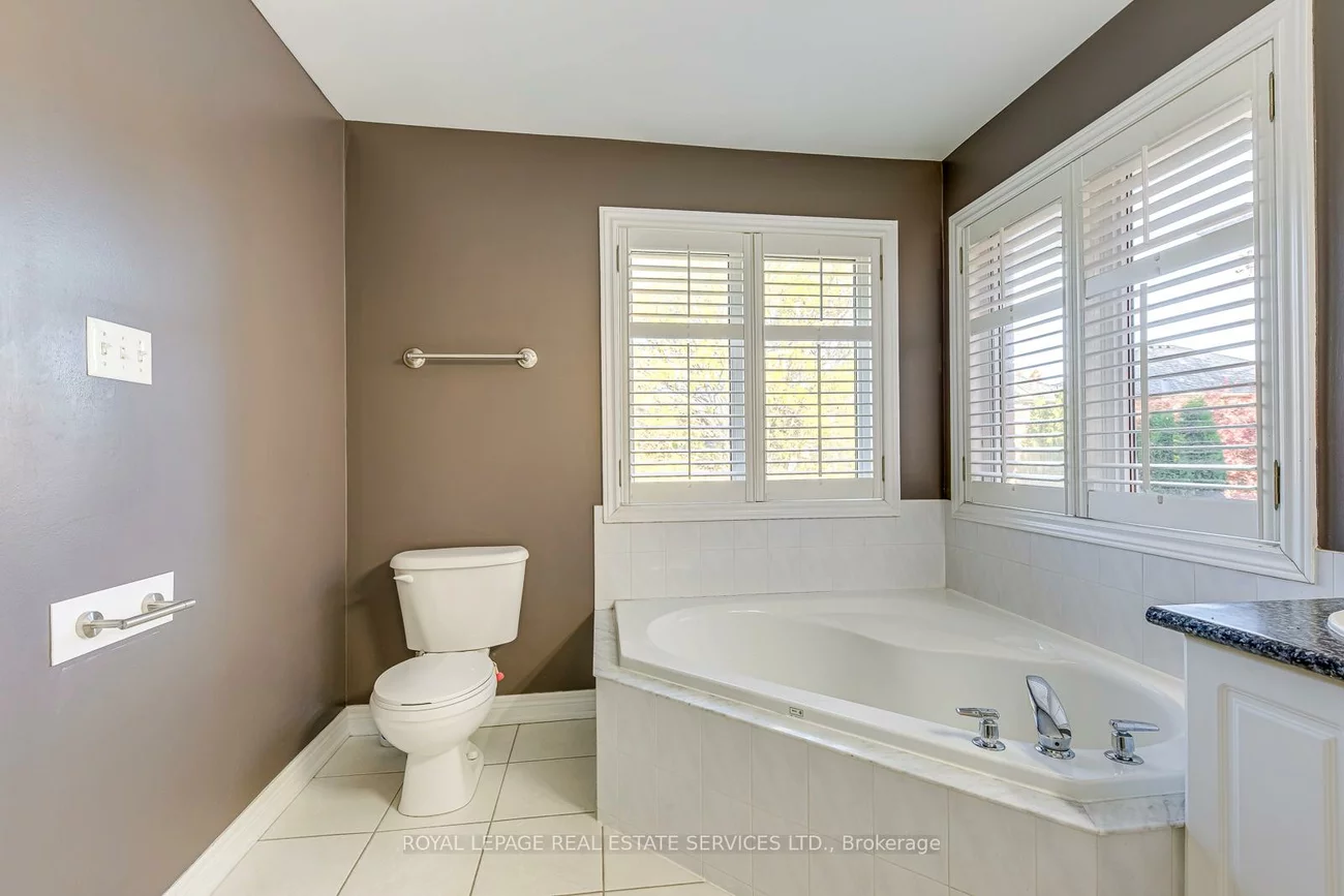 2457, Hilda, 1009 - JC Joshua Creek, Oakville