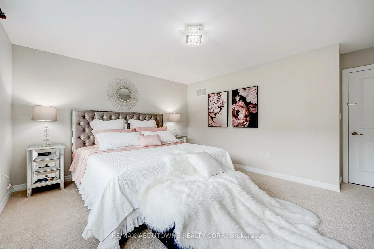 385, Dahlia, 1008 - GO Glenorchy, Oakville