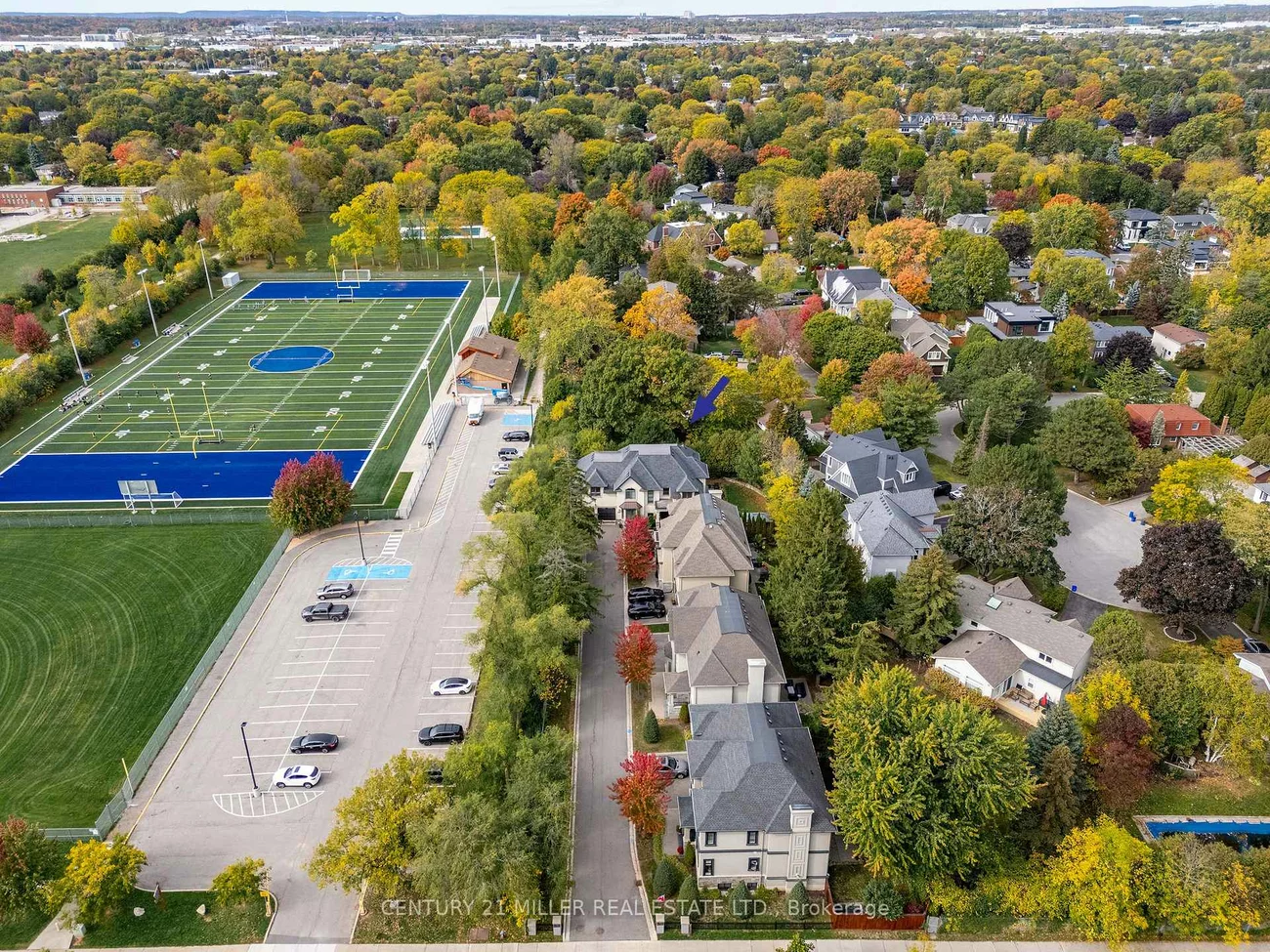 108, Livno, 1001 - BR Bronte, Oakville