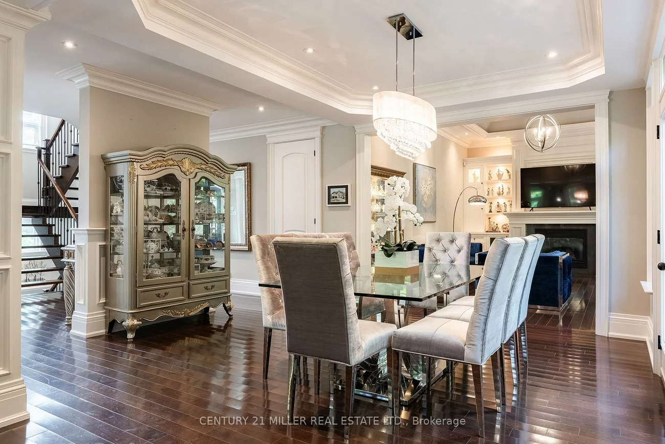 108, Livno, 1001 - BR Bronte, Oakville