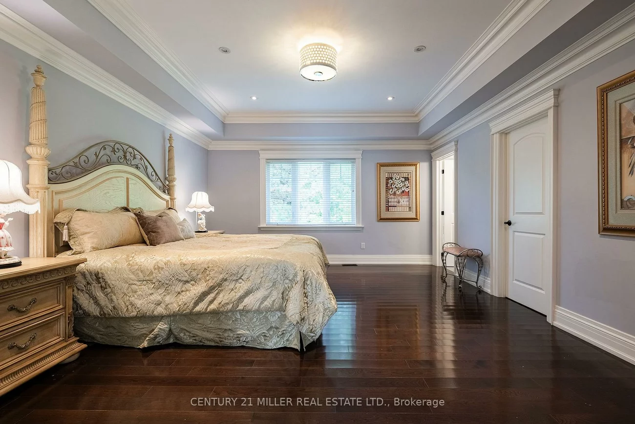 108, Livno, 1001 - BR Bronte, Oakville