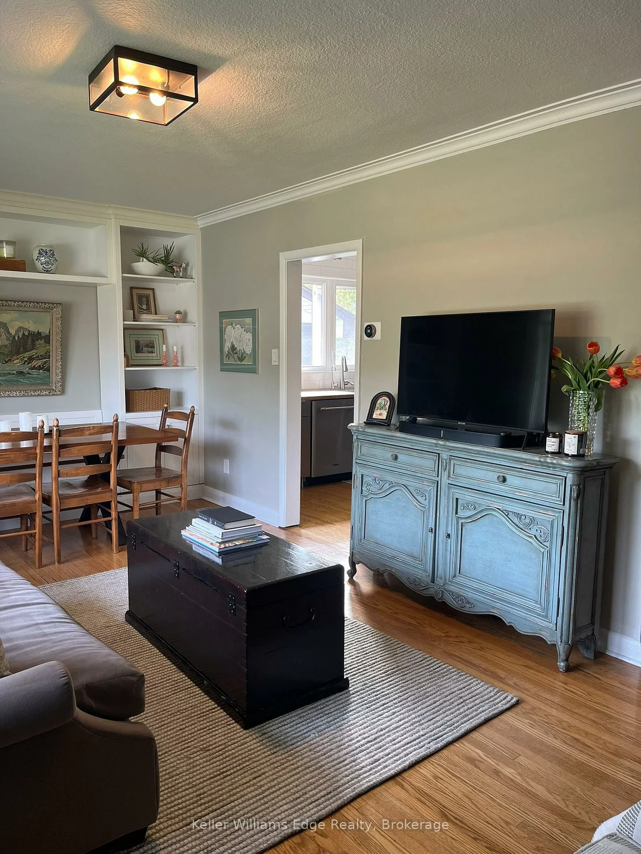 390, St. Augustine, 1002 - CO Central, Oakville