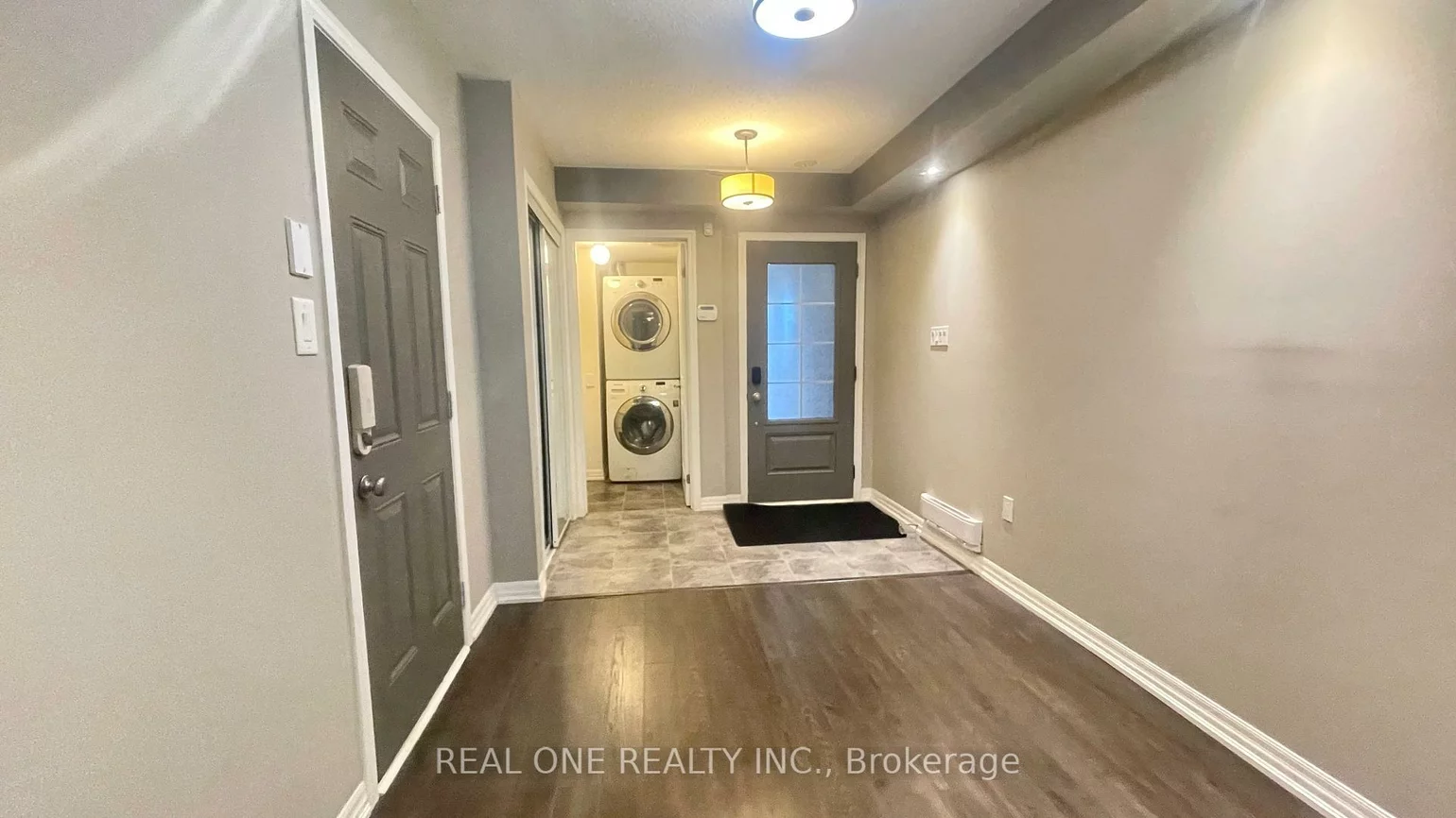 295, Ellen Davidson, 1008 - GO Glenorchy, Oakville