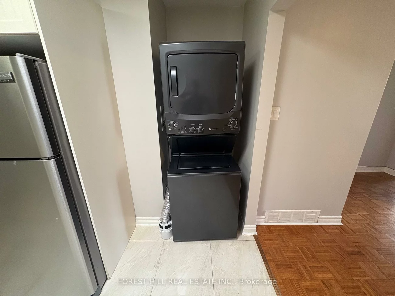 341, Lakeshore, 1013 - OO Old Oakville, Oakville