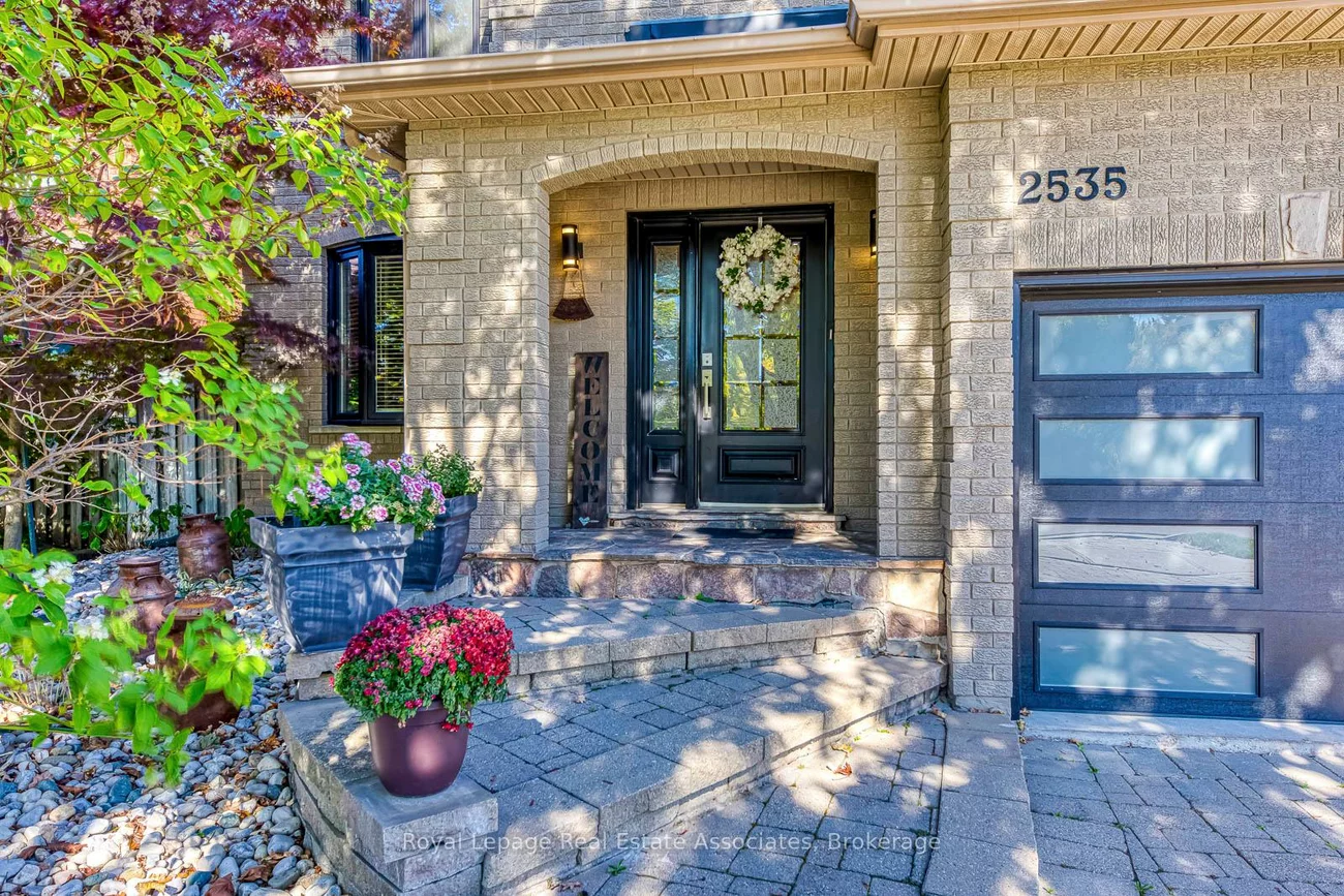 2535, Andover, 1015 - RO River Oaks, Oakville