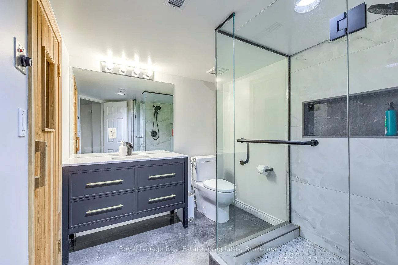 2535, Andover, 1015 - RO River Oaks, Oakville