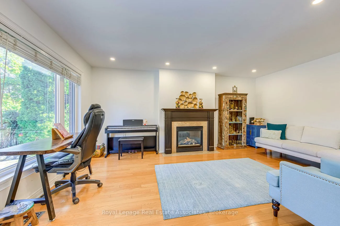 2535, Andover, 1015 - RO River Oaks, Oakville