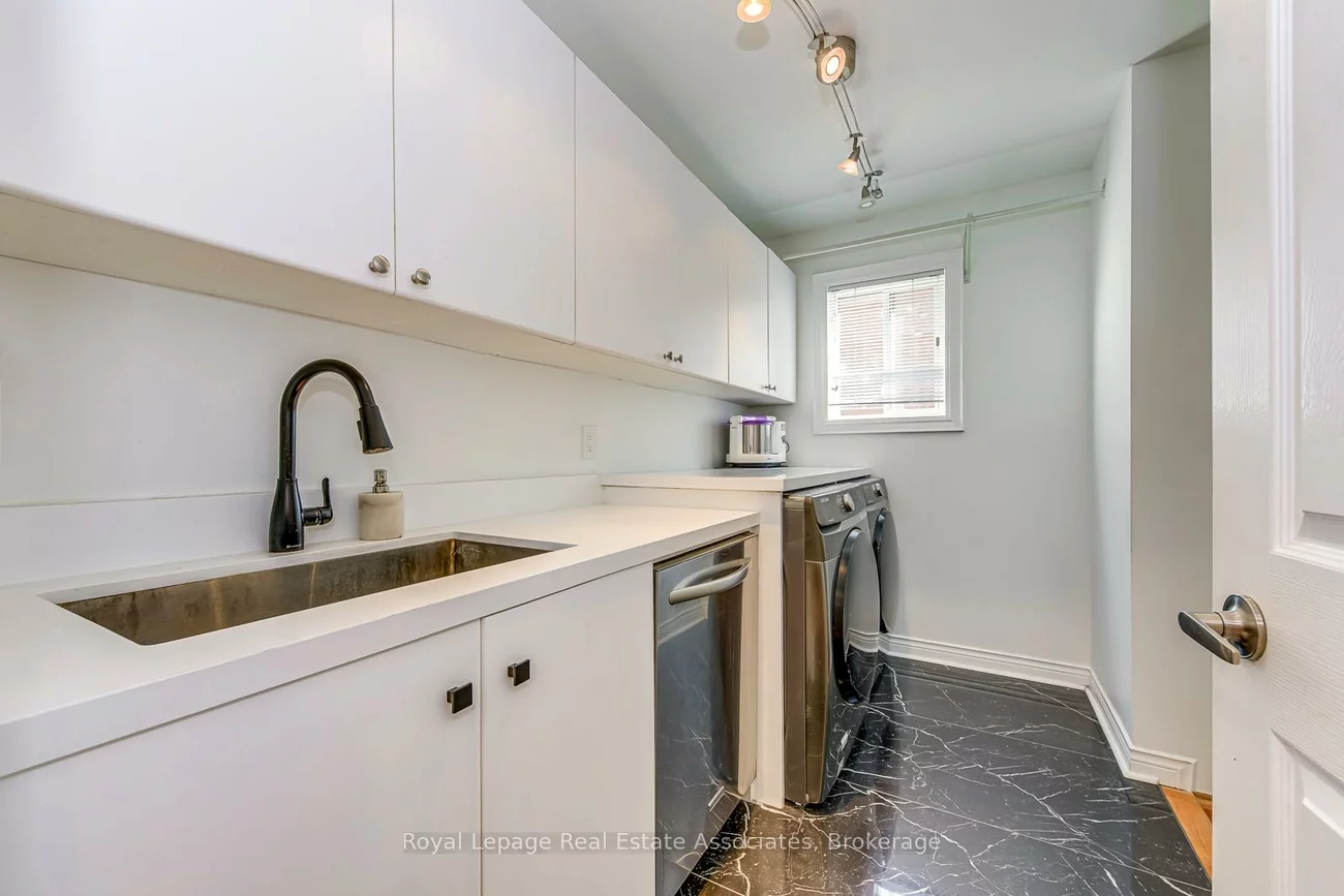 2535, Andover, 1015 - RO River Oaks, Oakville