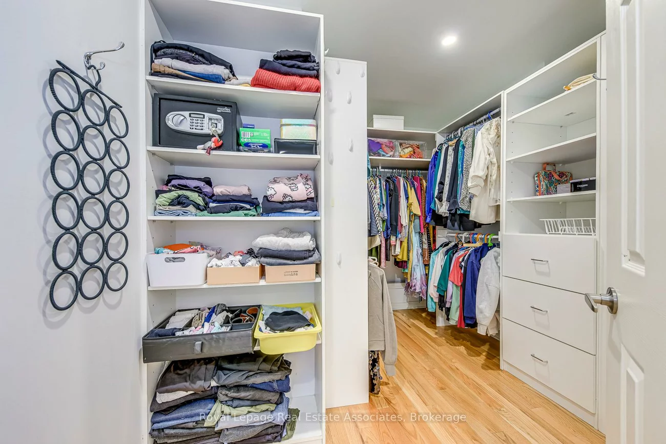 2535, Andover, 1015 - RO River Oaks, Oakville