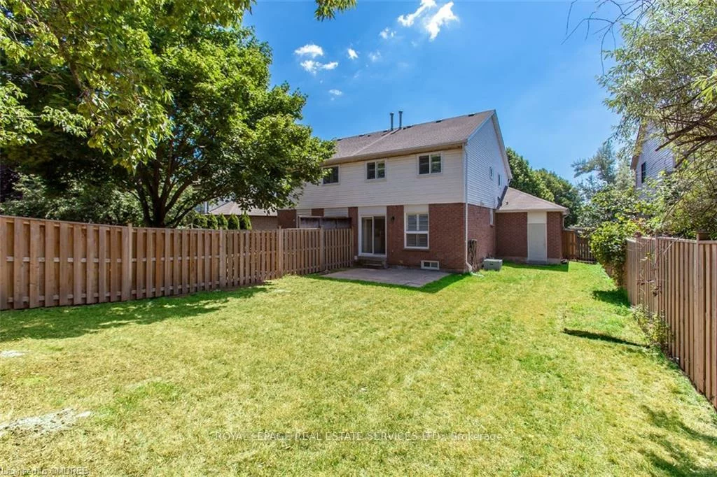 237, Ross, 1015 - RO River Oaks, Oakville