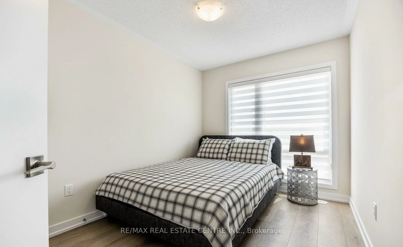 1357, Shevchenko, 1012 - NW Northwest, Oakville