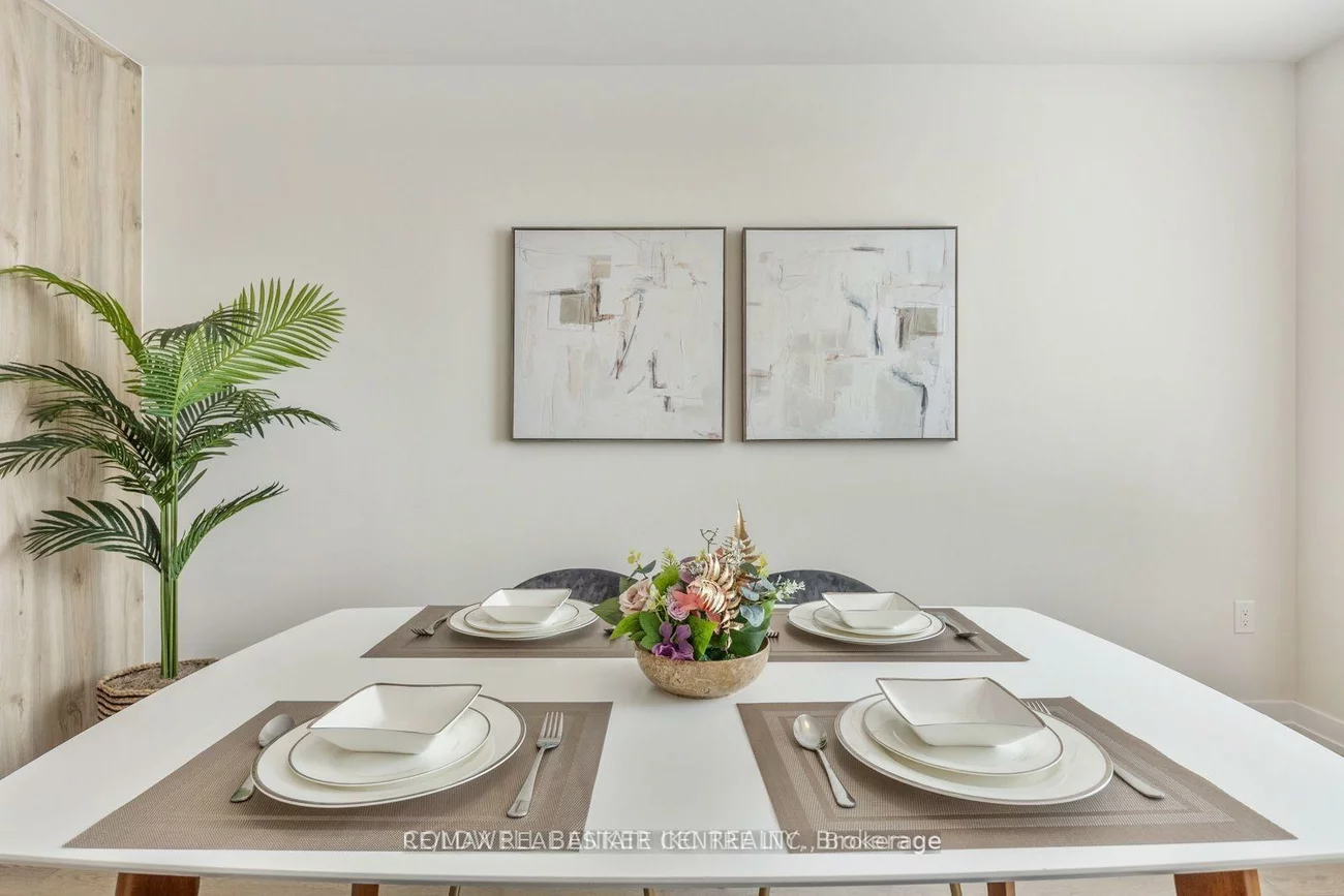 1357, Shevchenko, 1012 - NW Northwest, Oakville