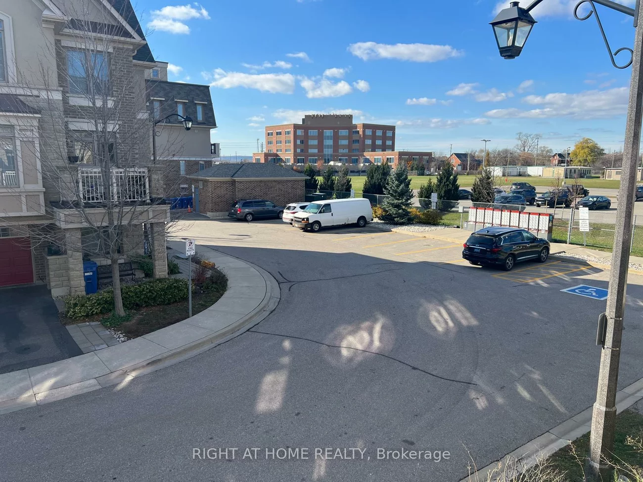 2435, Greenwich, 1019 - WM Westmount, Oakville