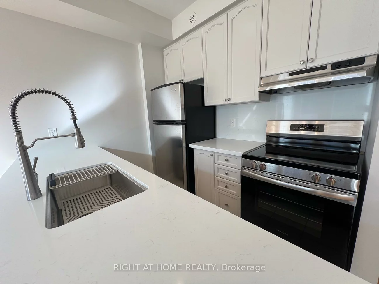 2435, Greenwich, 1019 - WM Westmount, Oakville