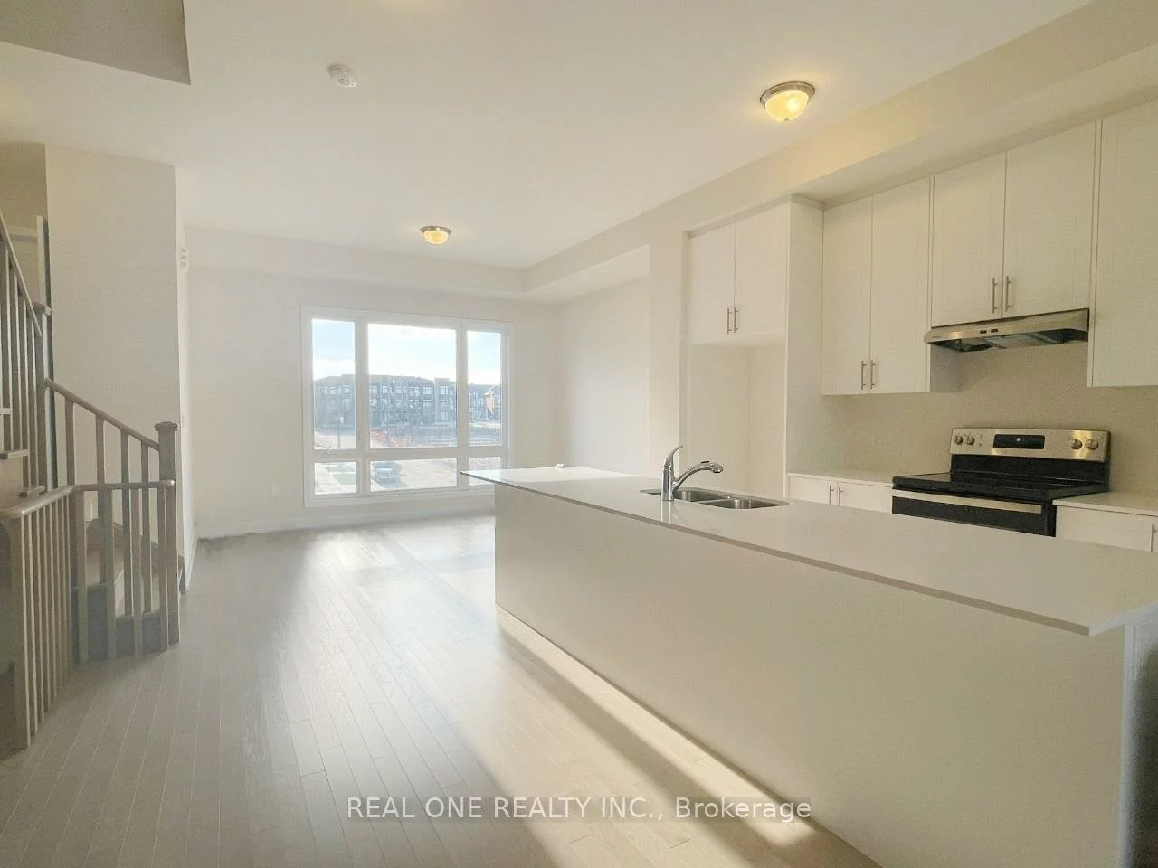 3073, Welsman, 1010 - JM Joshua Meadows, Oakville