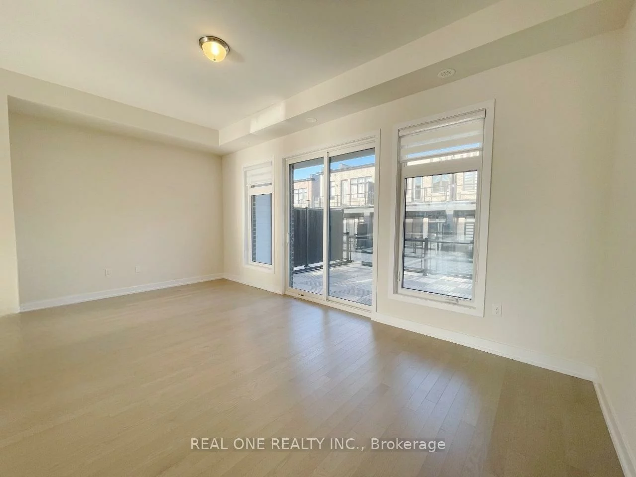 3073, Welsman, 1010 - JM Joshua Meadows, Oakville