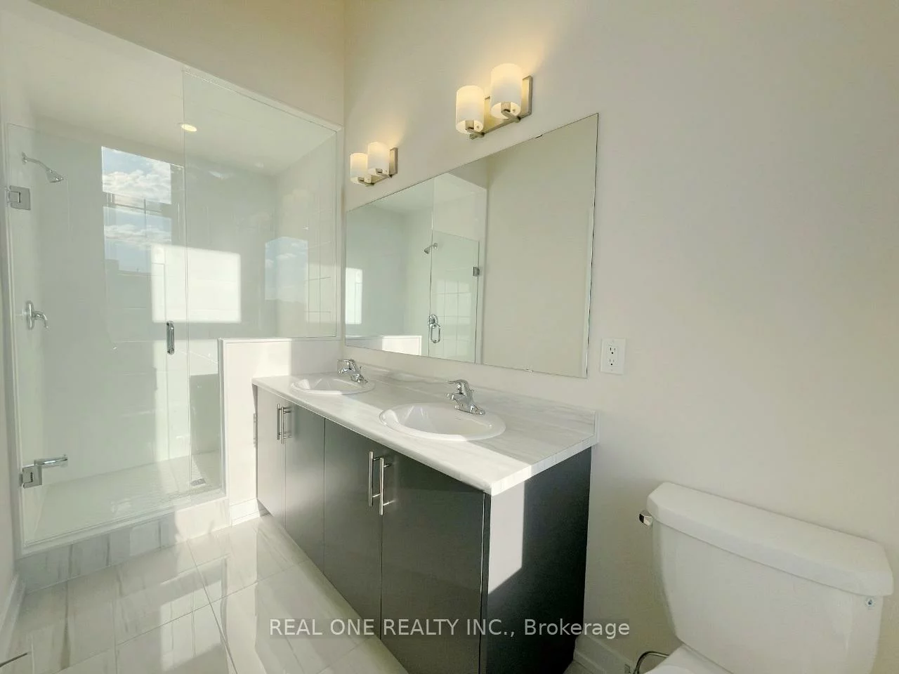 3073, Welsman, 1010 - JM Joshua Meadows, Oakville