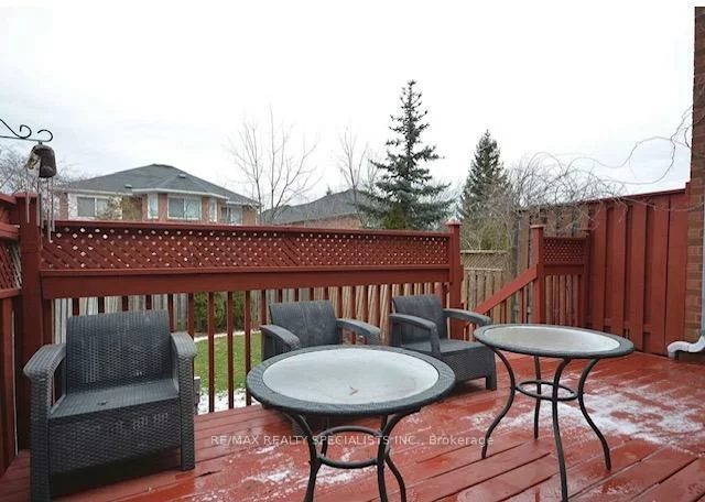 2207, Ridge Landing, 1022 - WT West Oak Trails, Oakville